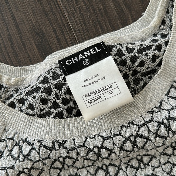 Chanel silver knit dress size 36 - Picture 2 of 6